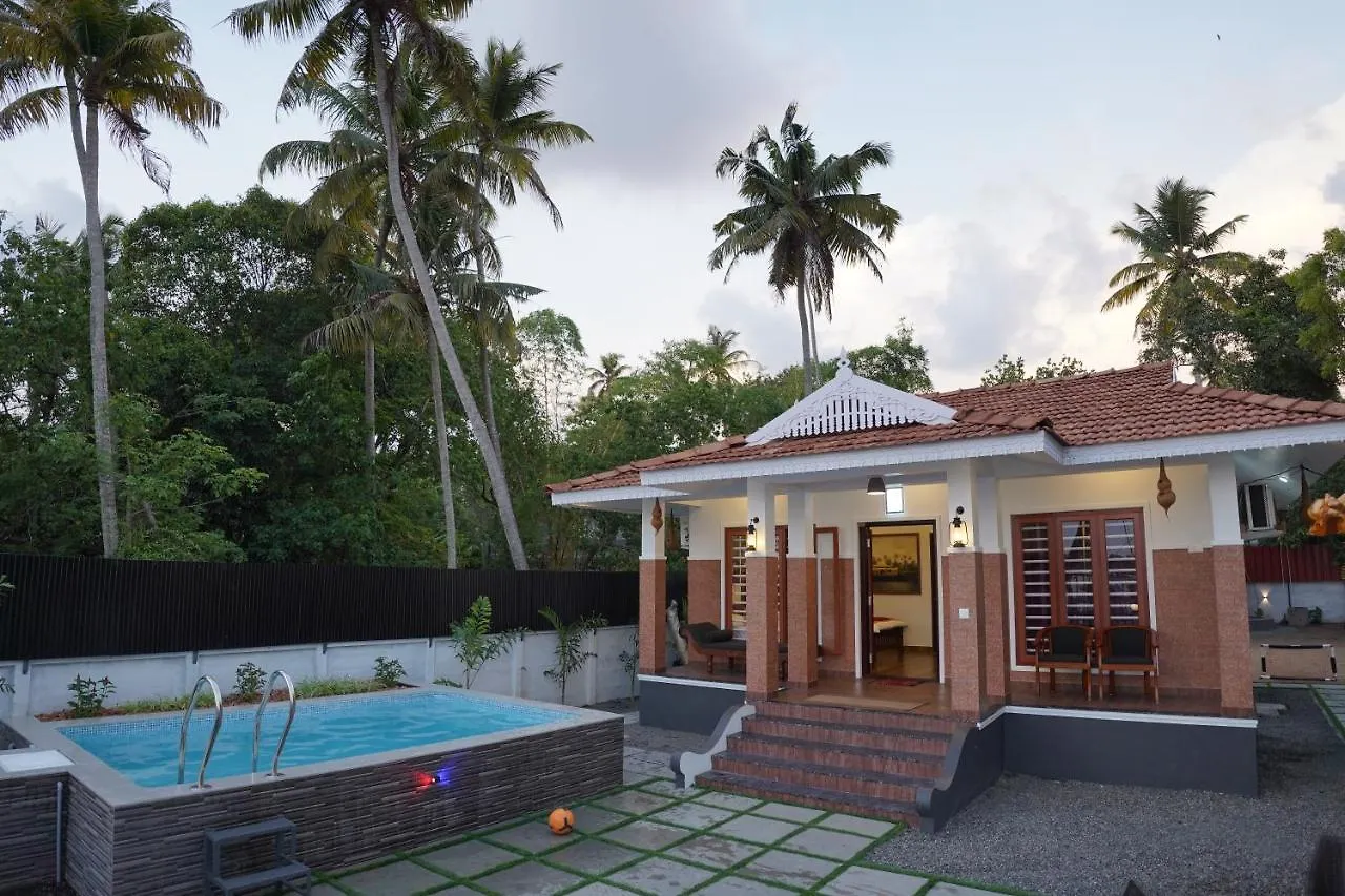 Cherai River View Pool Villa Narakal